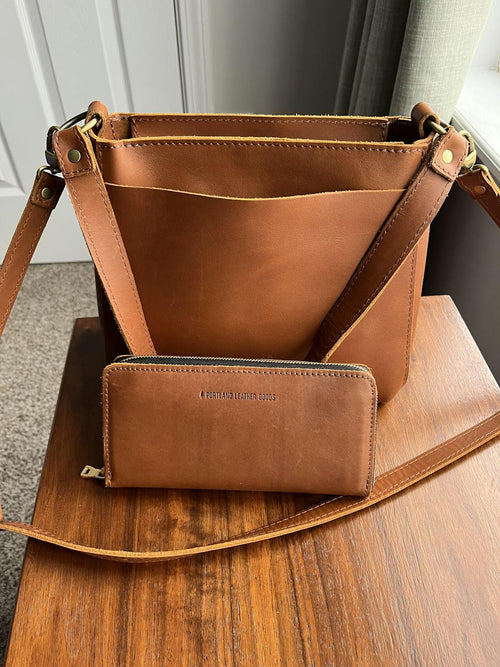 I am enjoying this wallet - customer review photo