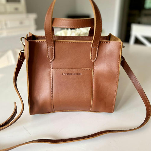 LOVE the zipper Lola!!! - customer review photo