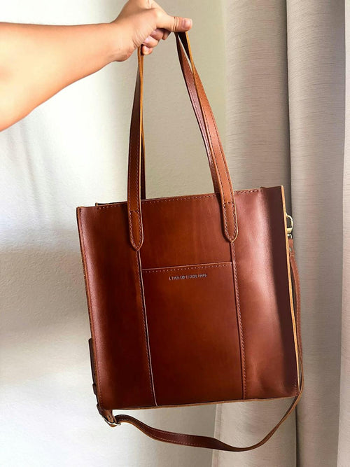 Large Lola in Honey with Zipper - customer review photo