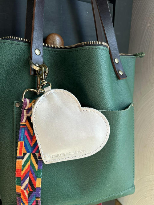The pearl heart pouch is a must-have! - customer review photo