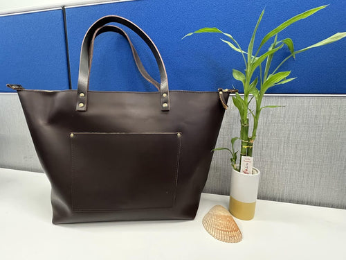 A+! This Grizzly zippered oversized tote is perfect! - customer review photo