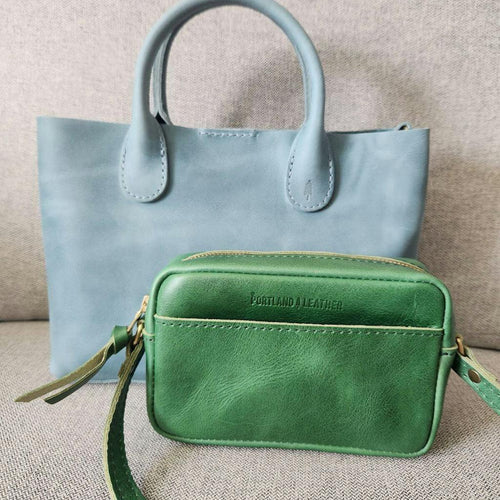 Great small bag with outside pocket! - customer review photo