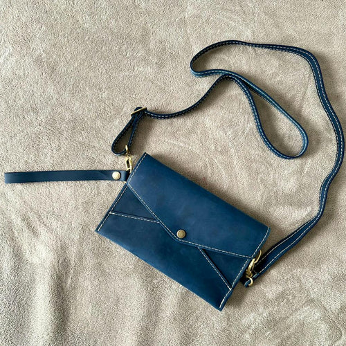 Love my Portland Leather Envelope Crossbody - customer review photo