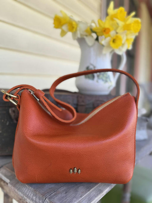 Love this shoulder bag! - customer review photo