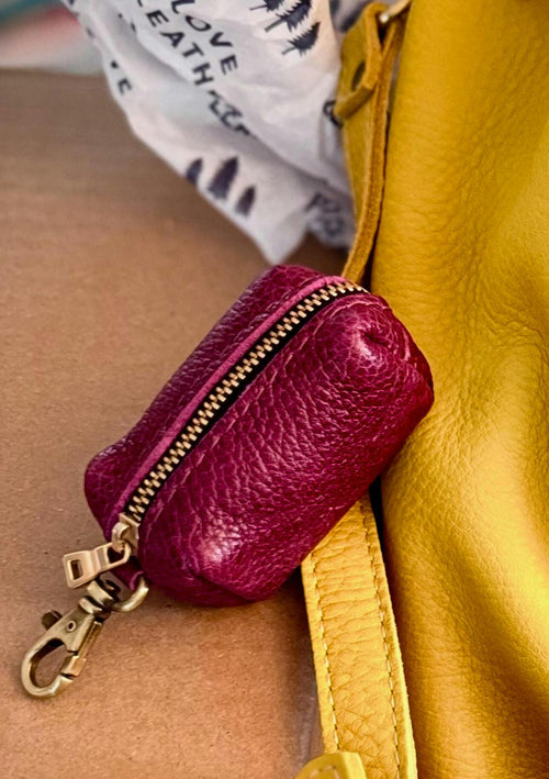 Bougie Orchid Dog Bag holder! - customer review photo