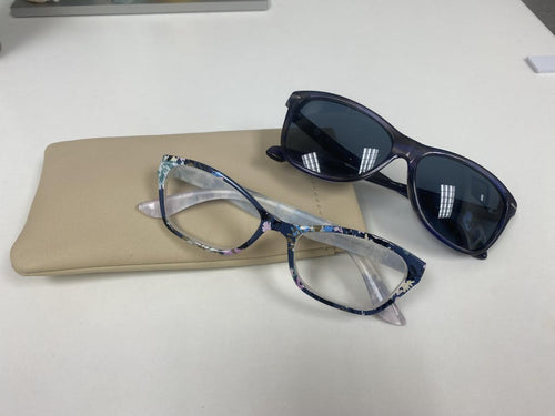 Squeeze eyeglass case is perfectly oversized! - customer review photo