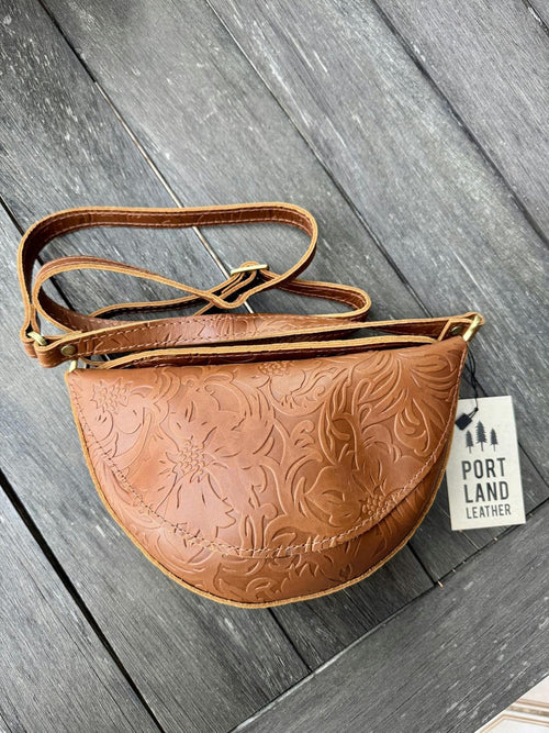 Beautiful sling bag! - customer review photo