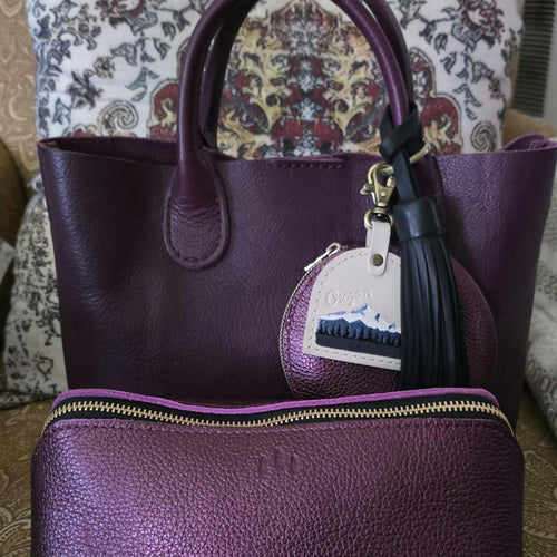 Absolutely adore this pouch! - customer review photo