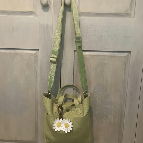 Gorgeous Green and comfortable! - customer review photo