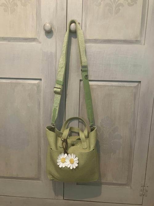 Gorgeous Green and comfortable! - customer review photo