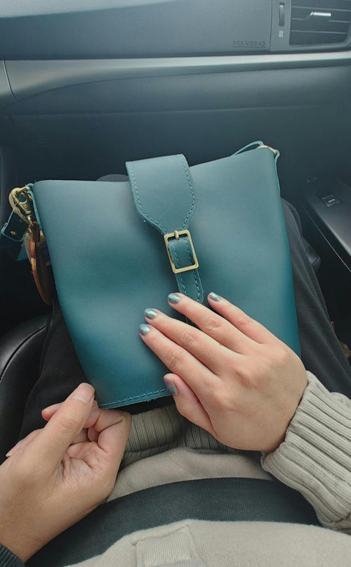 Beautiful bucket bag! - customer review photo