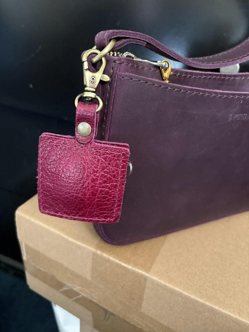 Perfect air tag housing - customer review photo