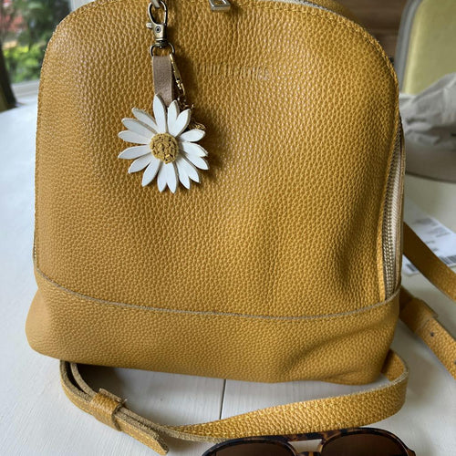 Surprised by how much I love this bag! - customer review photo
