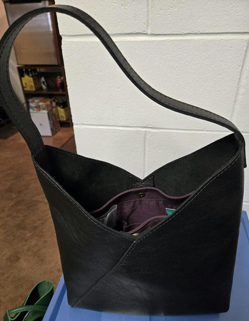 I purchased this organizer to go into my large Naomi and also for my large Devan bucket tote - customer review photo