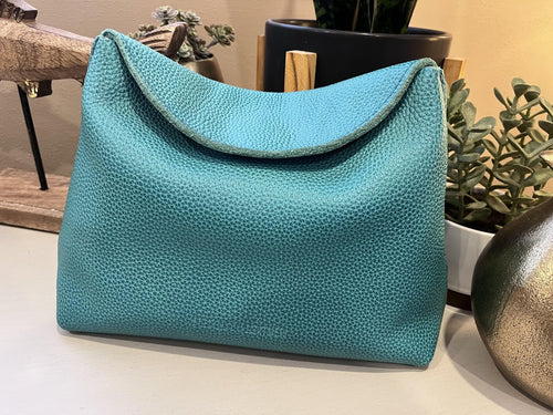 Fun design, holds a lot! - customer review photo
