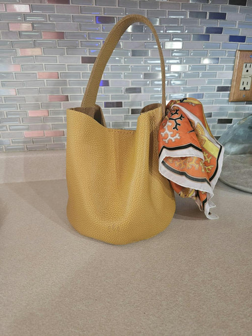 The Belle Bucket in Sunshine is beautiful 😍 - customer review photo