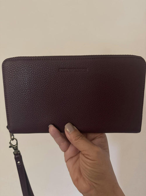 I honestly love the Empire Wallet from Portland Leather - customer review photo