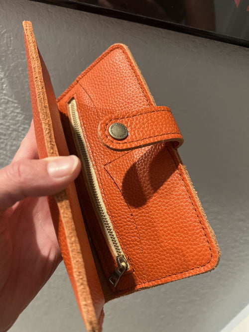 Beautiful Koi Bifold Wallet 🧡 - customer review photo