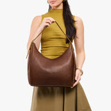 Asheville Large | U-shaped, flat-bottomed leather shoulder bag with adjustable strap