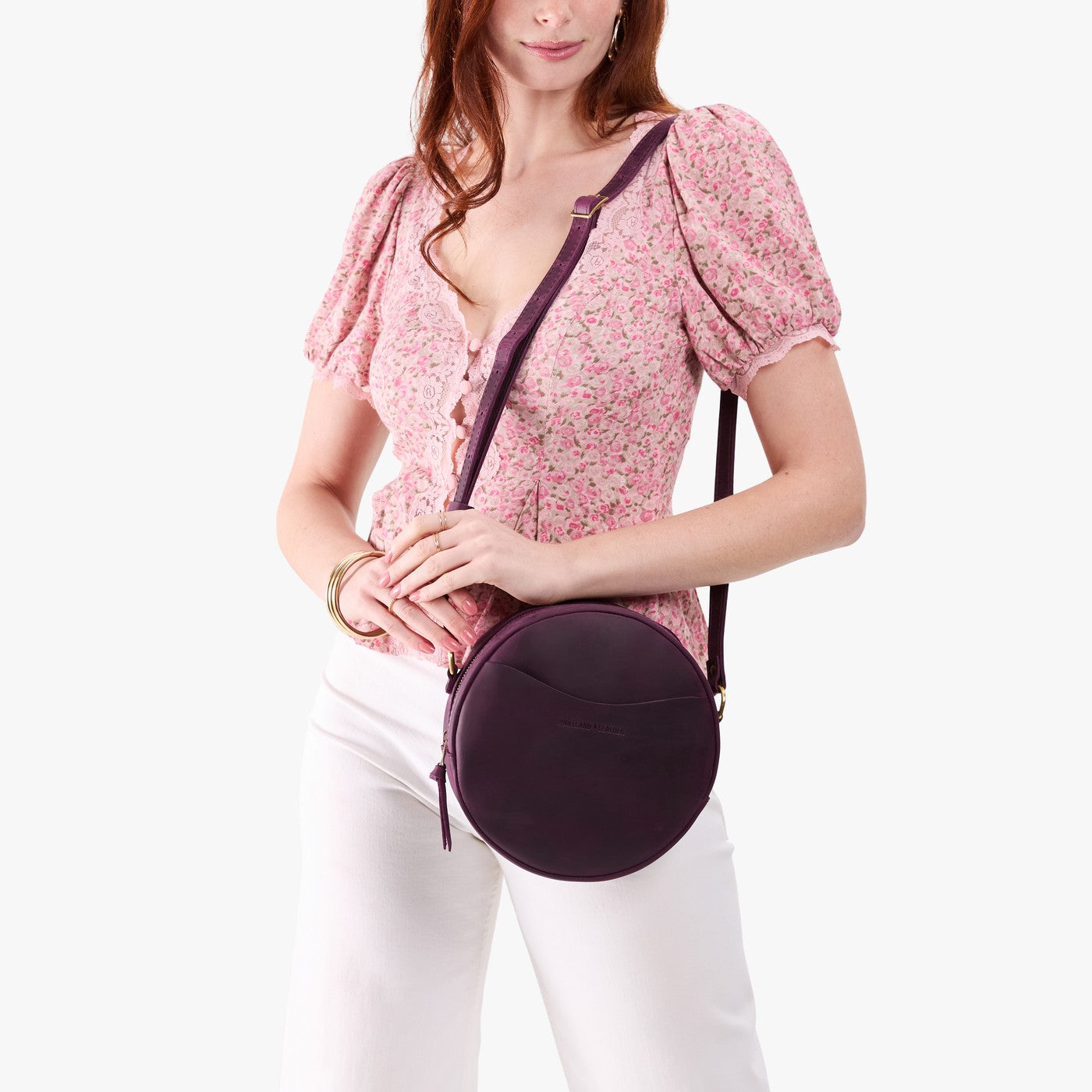Larkspur*Large | Circle shaped crossbody bag with top zipper