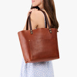 Nutmeg Classic | Large leather tote bag with sturdy bridle handles and front pocket