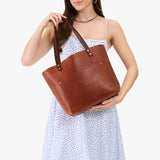 Nutmeg Classic | Large leather tote bag with sturdy bridle handles and front pocket