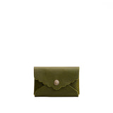 Pebbled Olive | Leather card wallet with scalloped edge