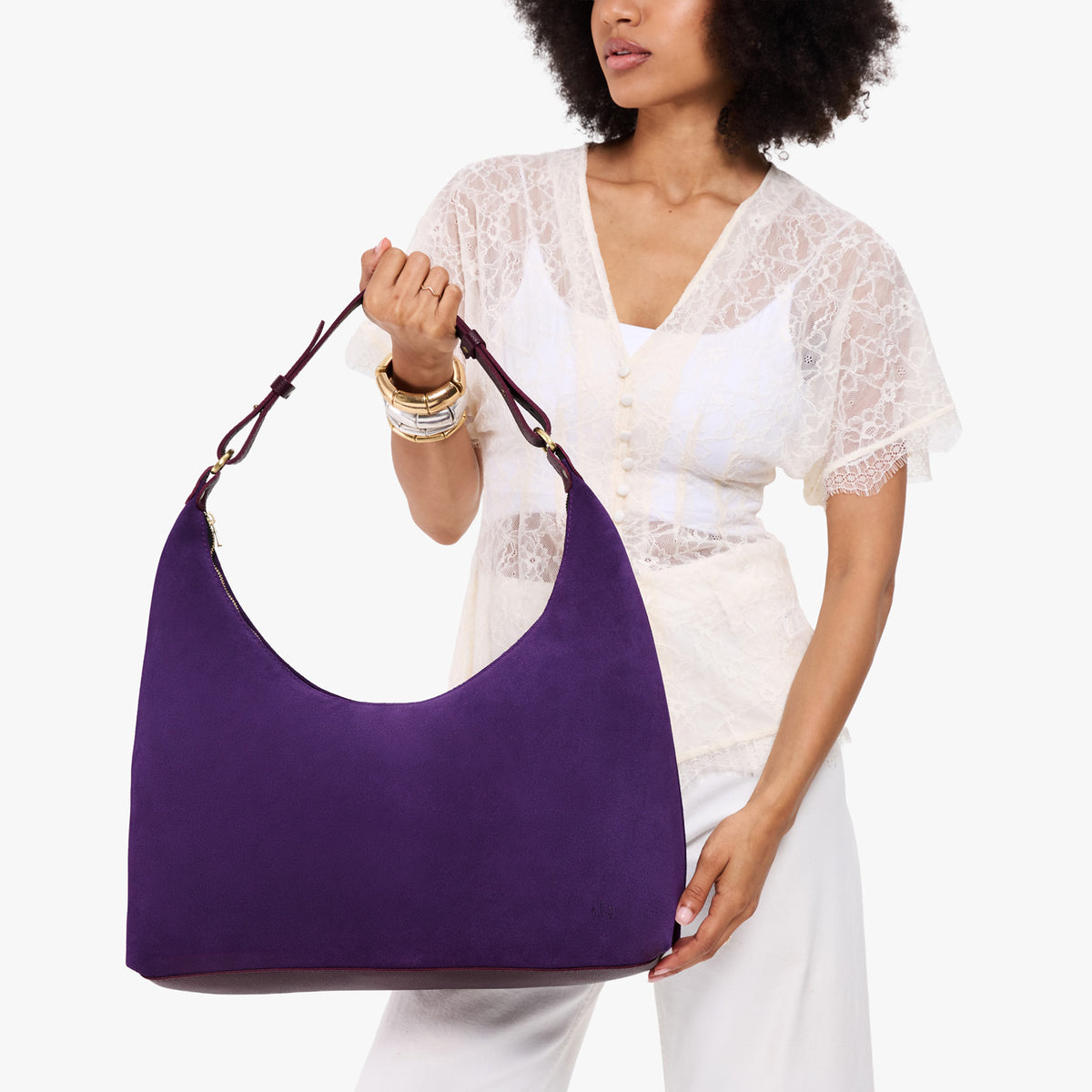 Imperial*Large*Classic | U-shaped shoulder bag with adjustable strap and fringe detail