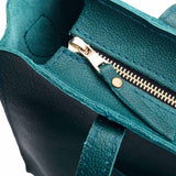 Sea Glass | Closeup of tote bag's zipper closure