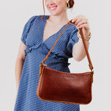 Nutmeg Small | Petite bean shaped shoulder bag with a zipper closure