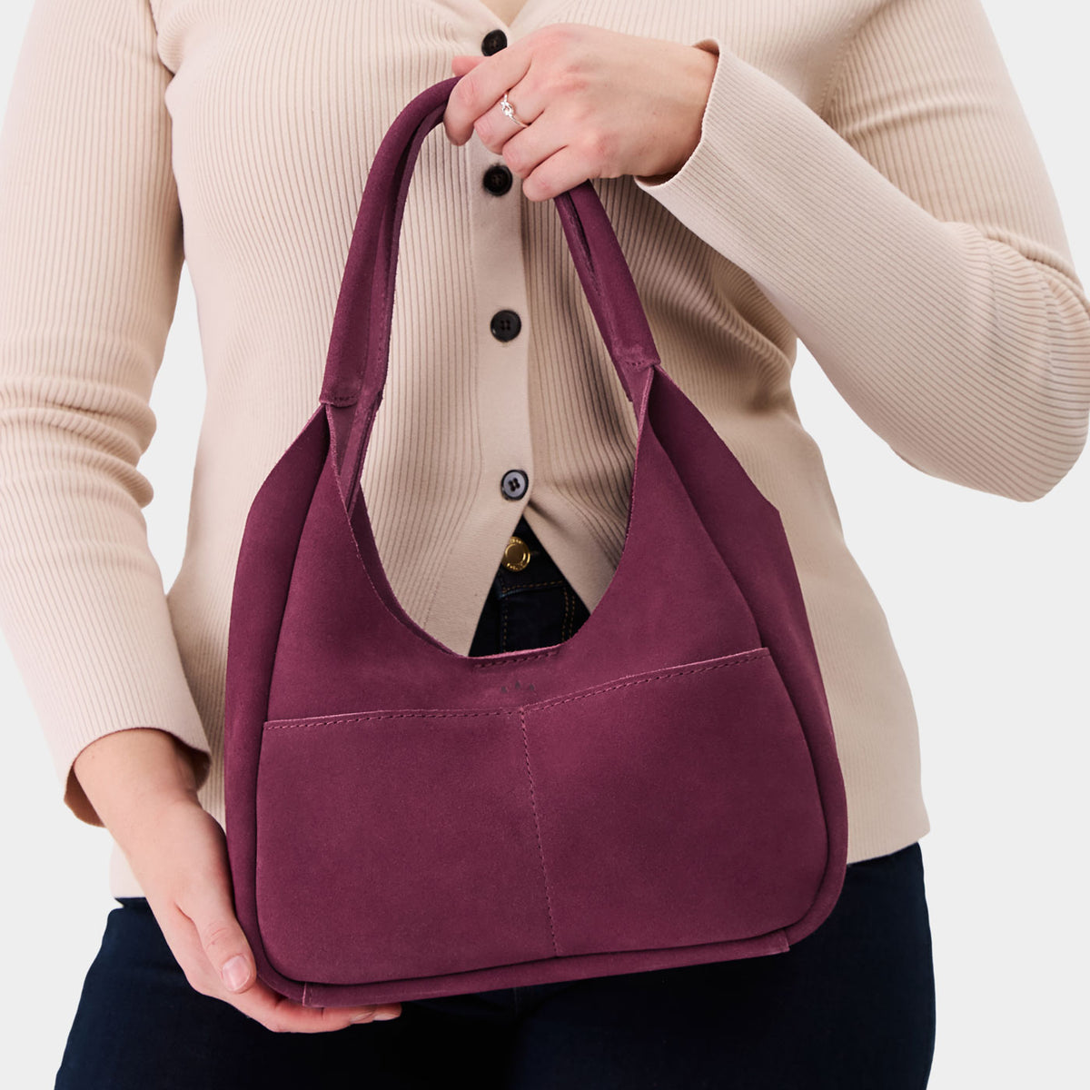 Superbloom*Medium | U-shaped, flat-bottomed leather shoulder bag with two outside pockets