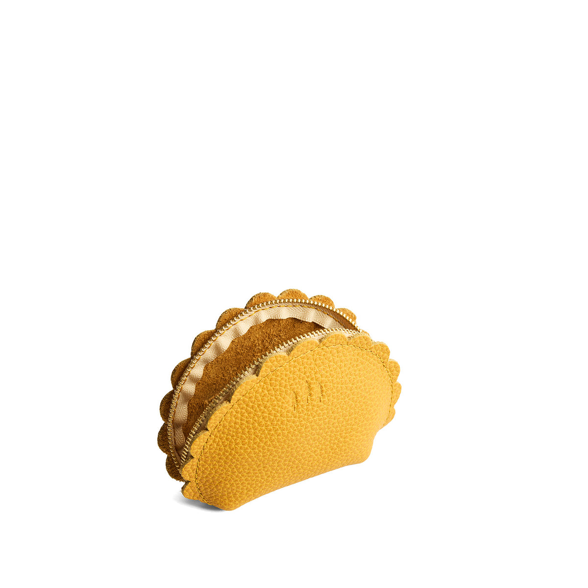 Sunshine*Small | Curved leather pouch with zipper and scalloped edges