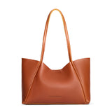 Sienna Medium | Wide tote with leather straps and snap closure