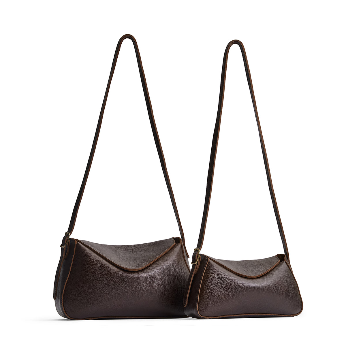 Coldbrew | Size comparison image of small and medium Neruda Crossbody