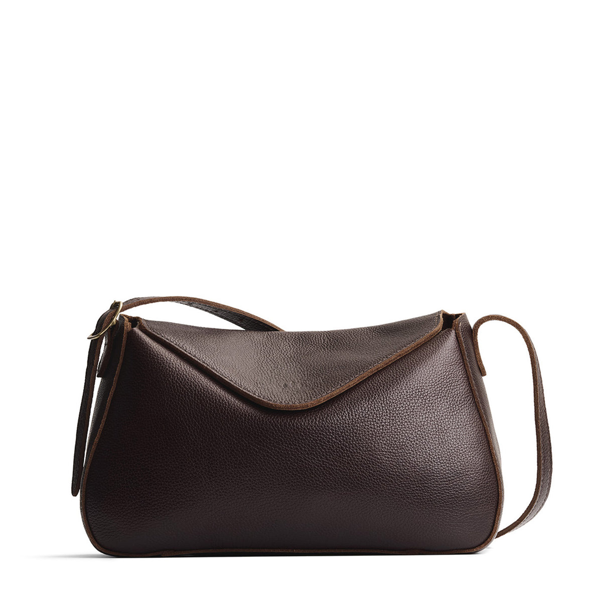 Coldbrew*Medium | Leather Crossbody with a flap and magnetic closure