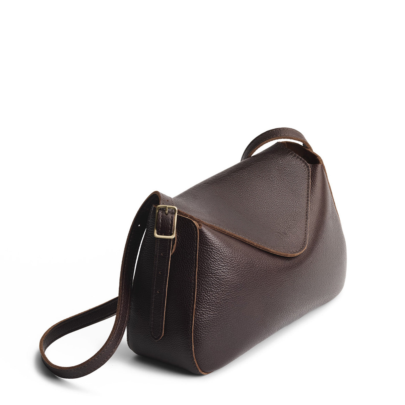 Coldbrew*Medium | Leather Crossbody with a flap and magnetic closure