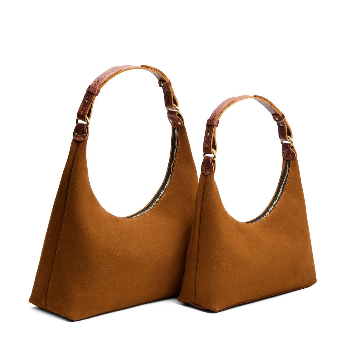 Jackson | Classic size comparison of a U-shaped shoulder bag with adjustable strap